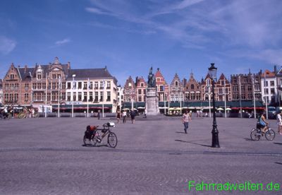 Landschaftsbild aus der Rubrik Landschaften von unseren Fahrradtouren und Fahrradreisen:
Landschaftsbild aus der Rubrik Landschaften von unseren Fahrradtouren und Fahrradreisen: